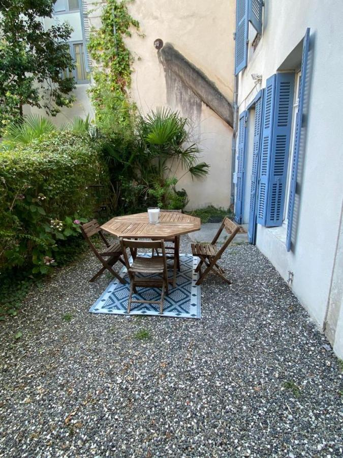 Appartements Barthou Pau Bagian luar foto